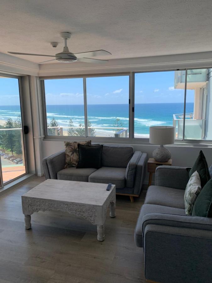 Pacific Regis Beachfront Holiday Apartments Gold Coast Exterior photo